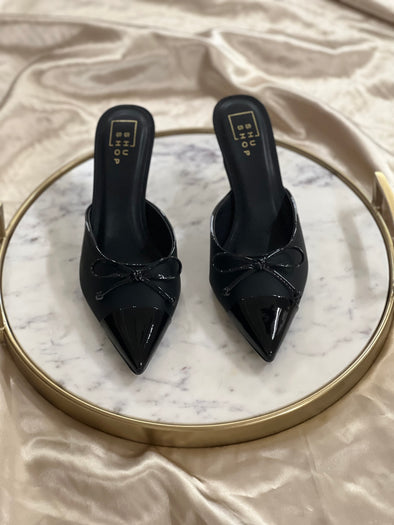 Naomi Heels