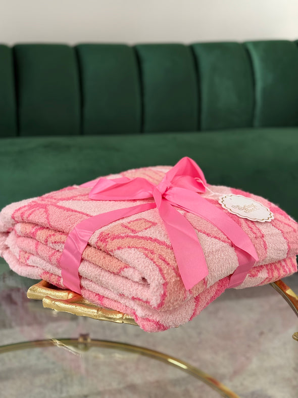 The Darling Effect Cozy Dreams Blanket Pink