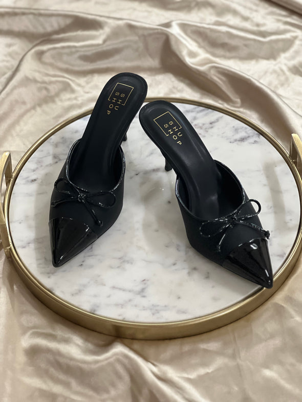 Naomi Heels